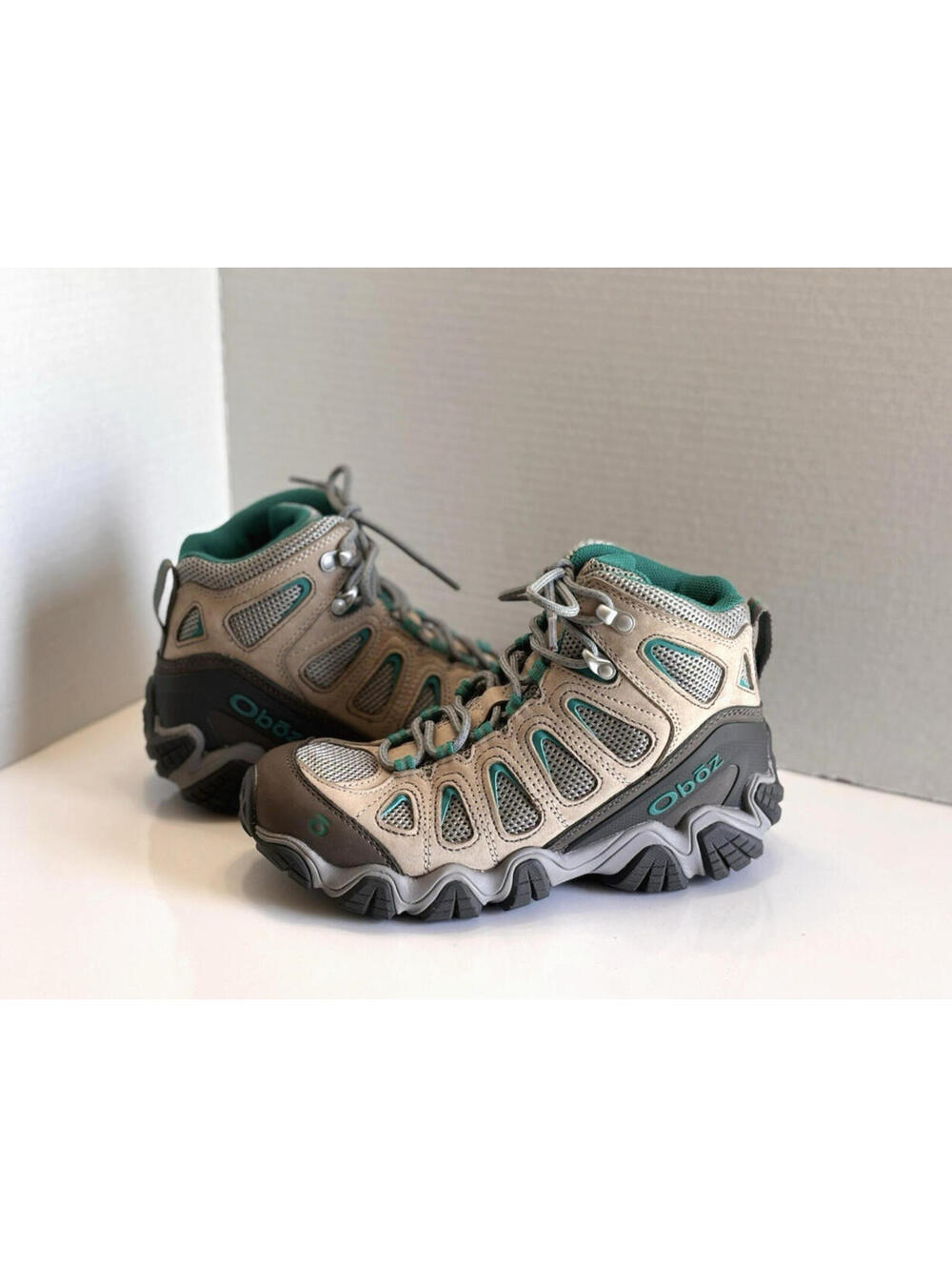 Oboz Sawtooth II Mid Hiking Boots Women’s Size 6 Brown Leather B-Dry Waterproof